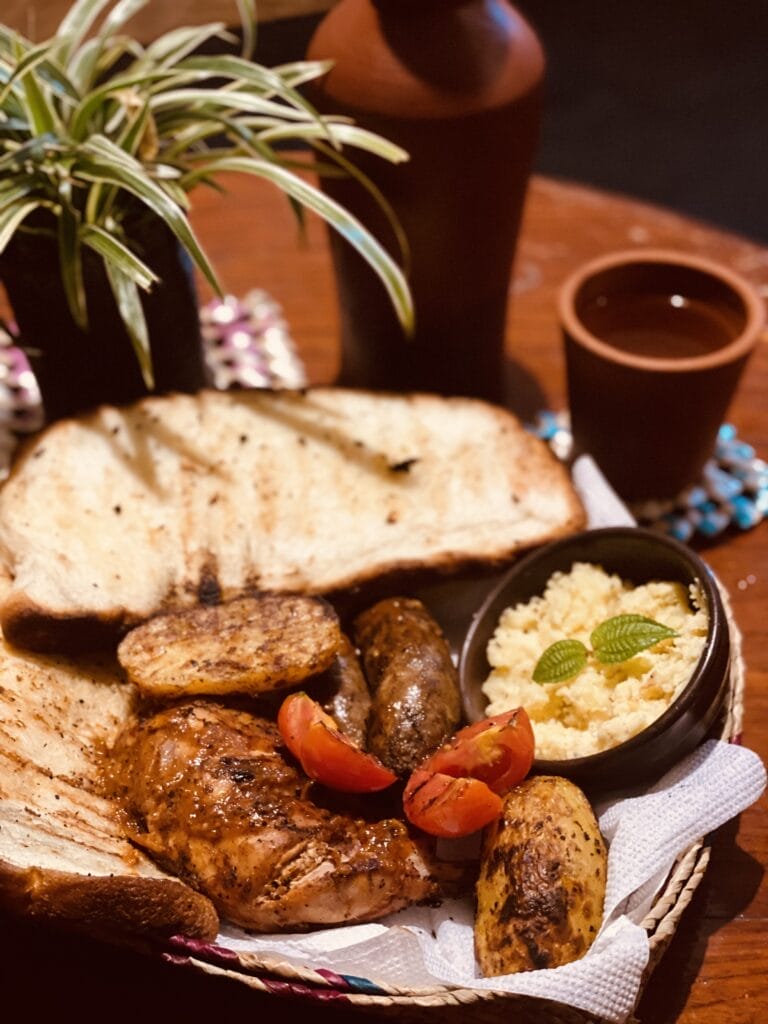 BBQ Meat with Garlic Bread